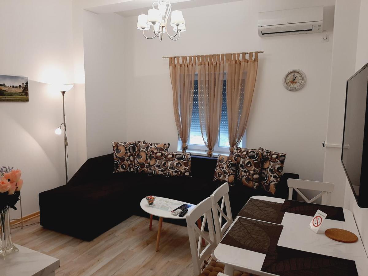 Apartment Queen Belgrade Luaran gambar