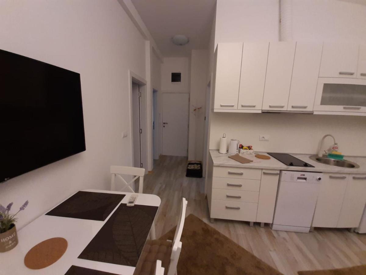 Apartment Queen Belgrade Luaran gambar
